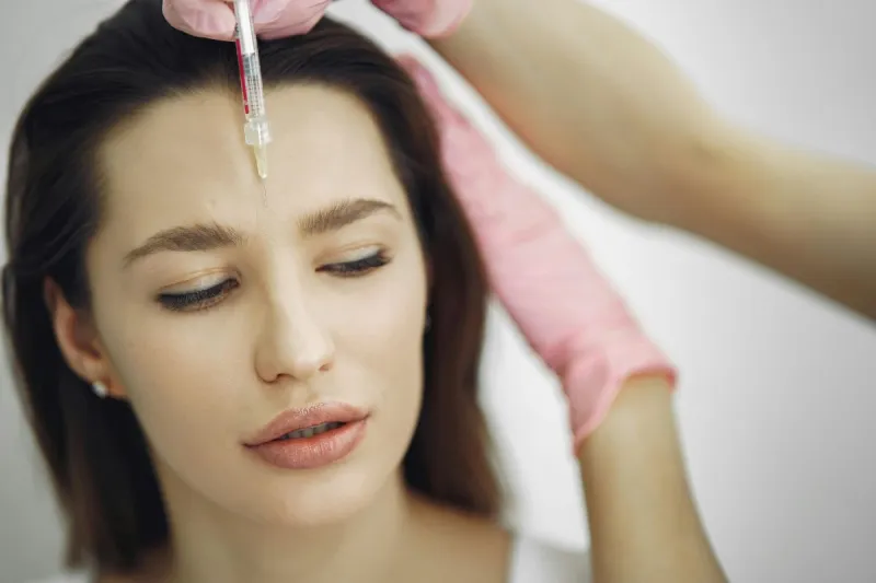 Aplicação de botox na testa no Butantã
